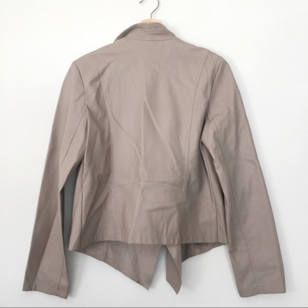 [SOLD] NWOT Collection B Faux Leather Blazer - Picture 3 of 4